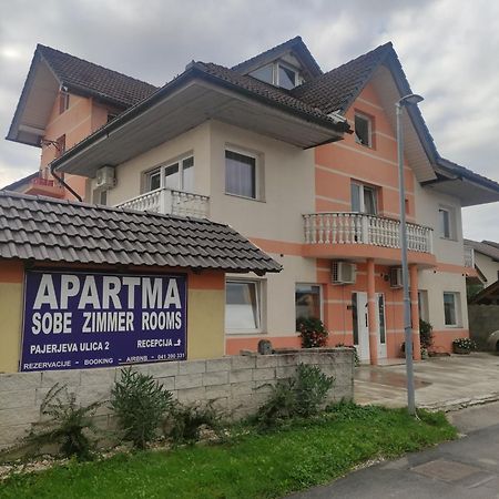 Apartments Zupan Sencur Ngoại thất bức ảnh