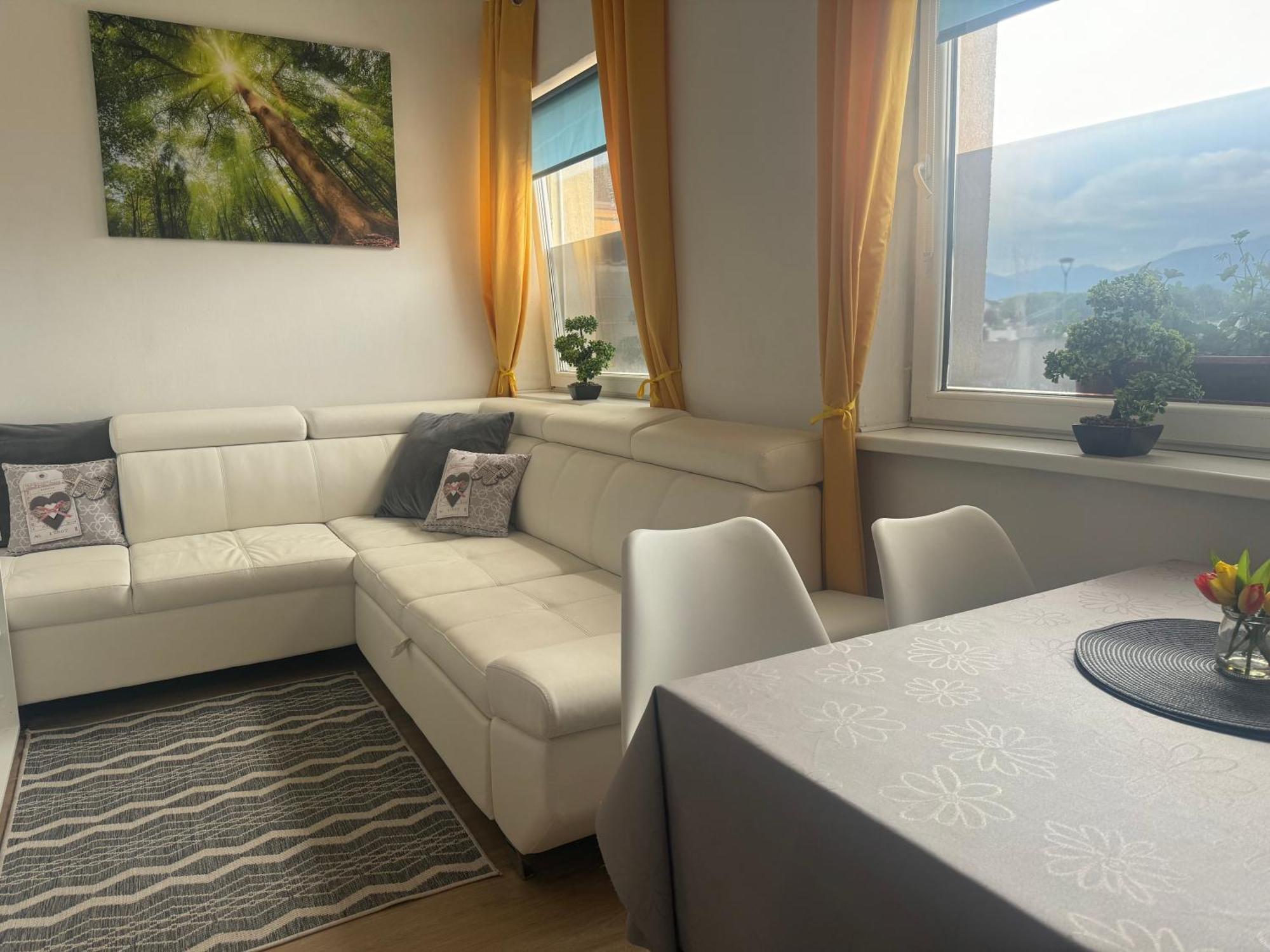 Apartments Zupan Sencur Ngoại thất bức ảnh