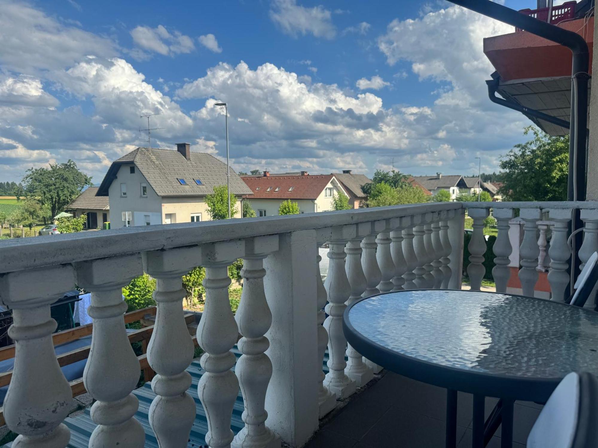 Apartments Zupan Sencur Ngoại thất bức ảnh