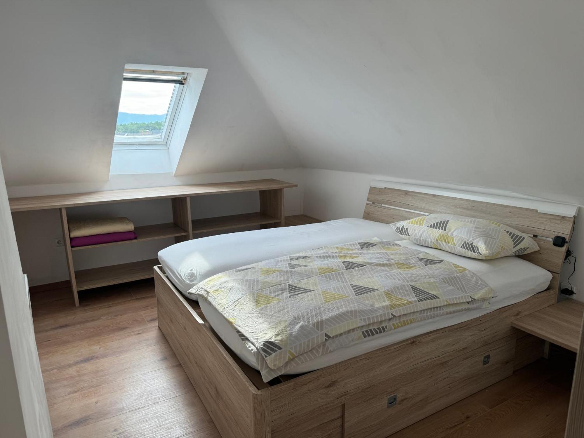 Apartments Zupan Sencur Ngoại thất bức ảnh